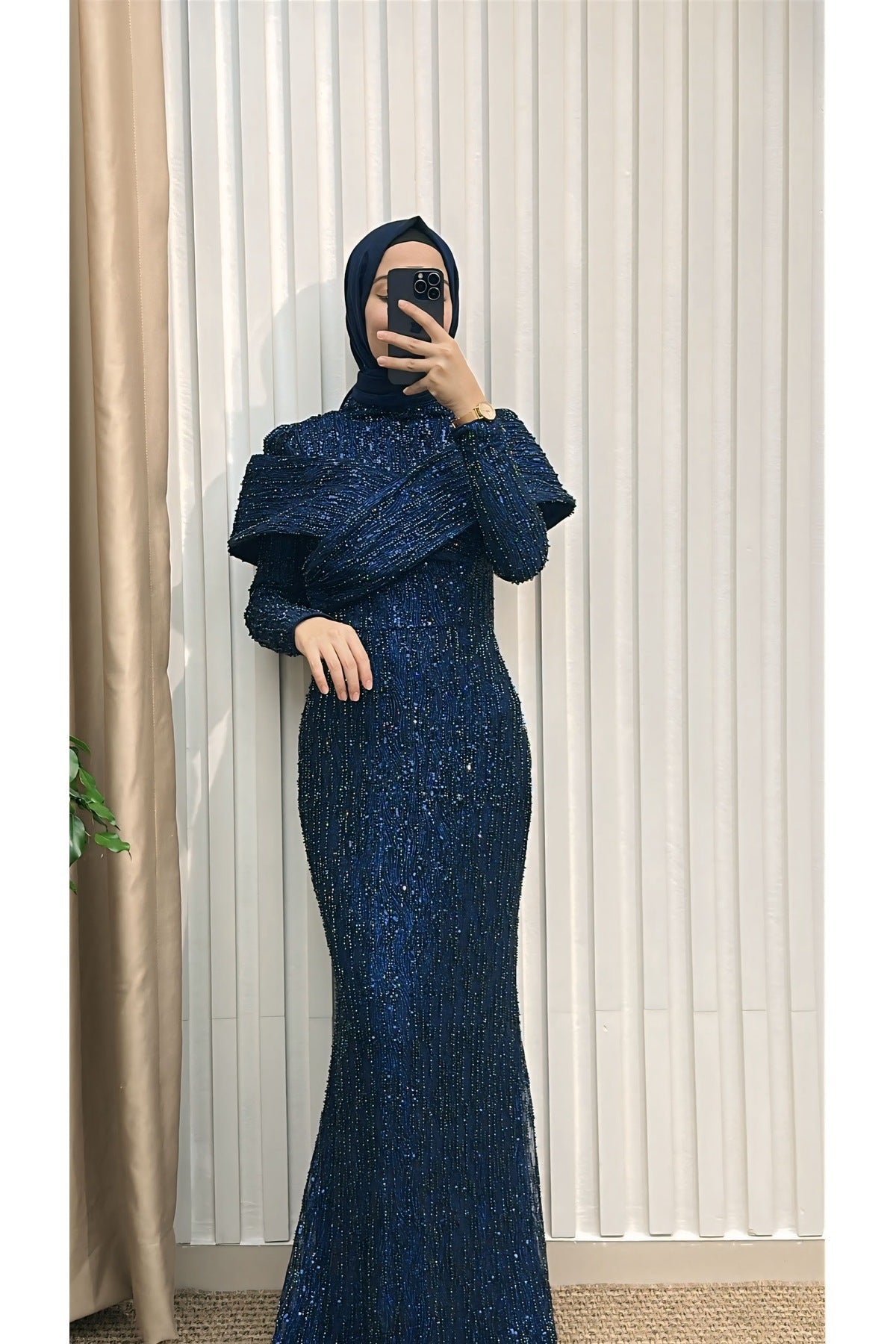 Pullu Ve İncili Tasarım Abiye