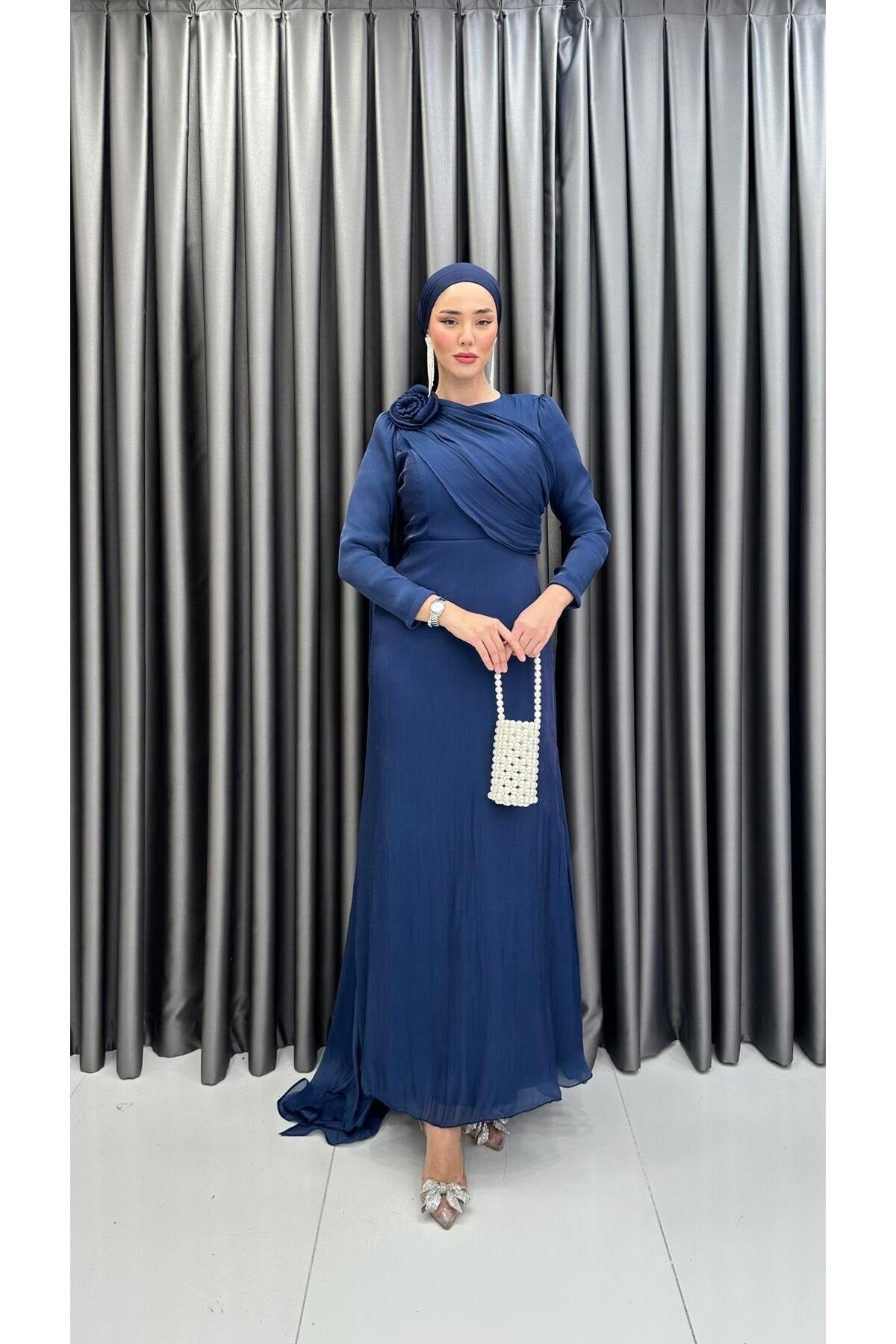 Omuz güllü Pelerinli Tül Abiye