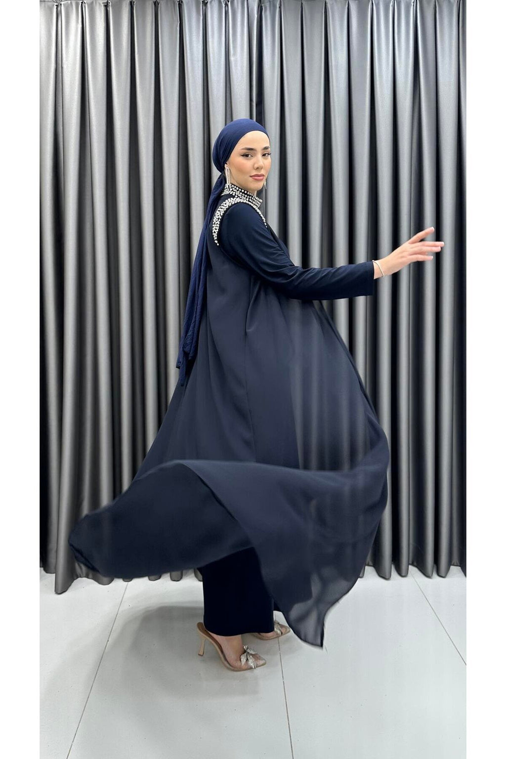 PELERİNLİ TAŞLI ABİYE