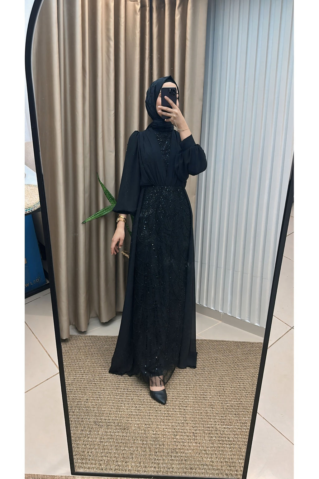 Boncuk İşlemeli Pelerinli Abiye