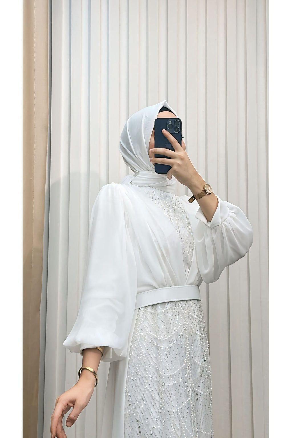 Boncuk İşlemeli Pelerinli Abiye