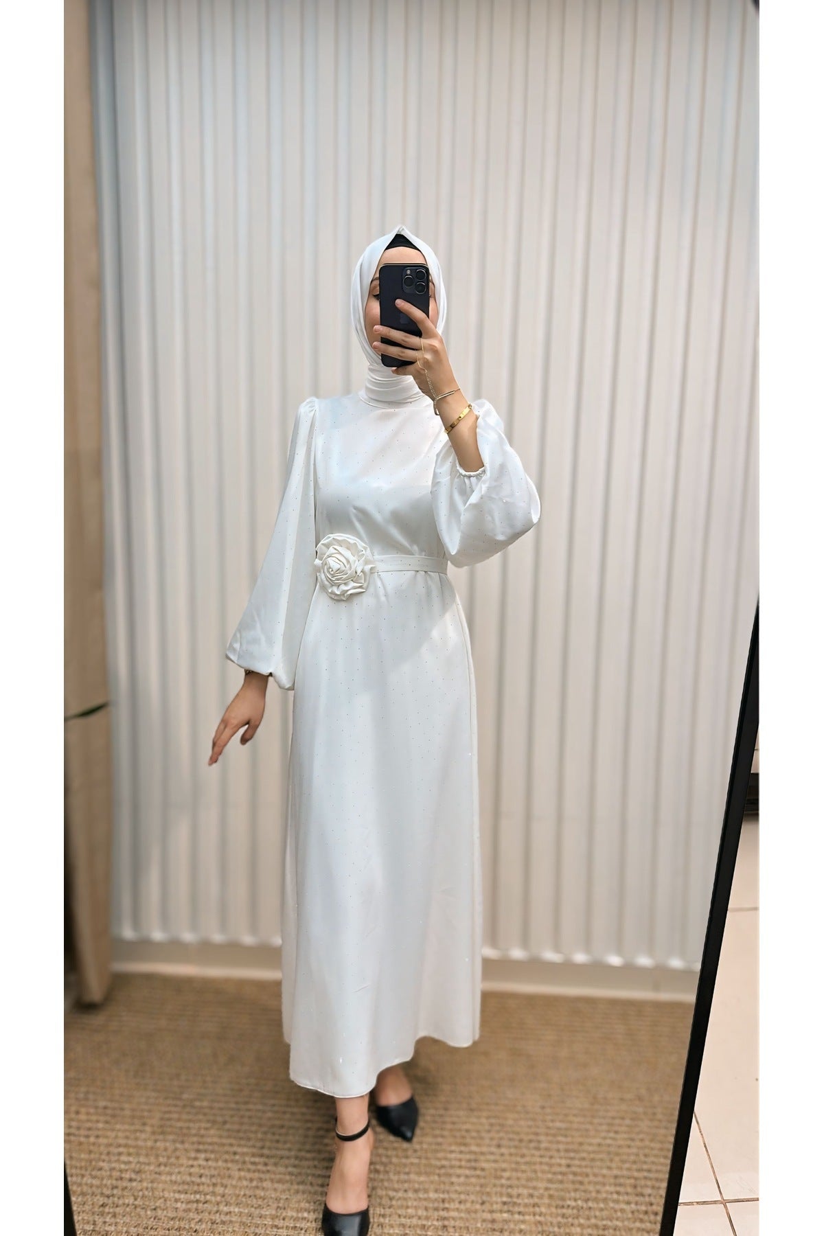 GÜL KUŞAKLI SATEN ABİYE