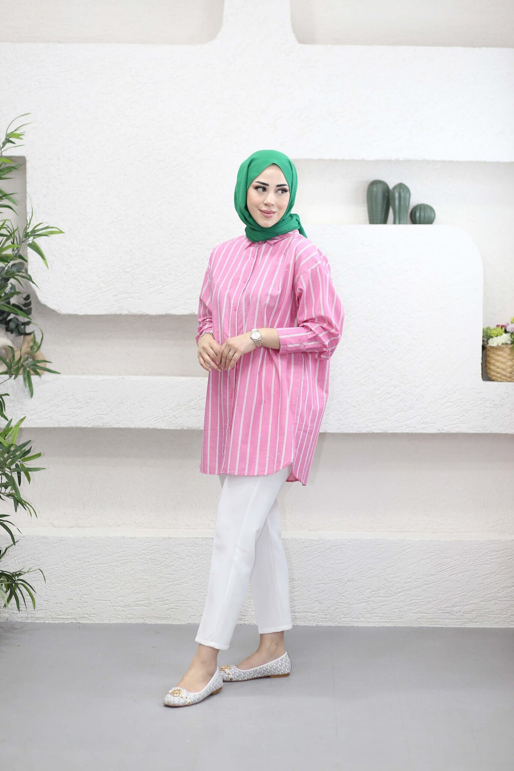 Taşlı Çizgili Gömlek