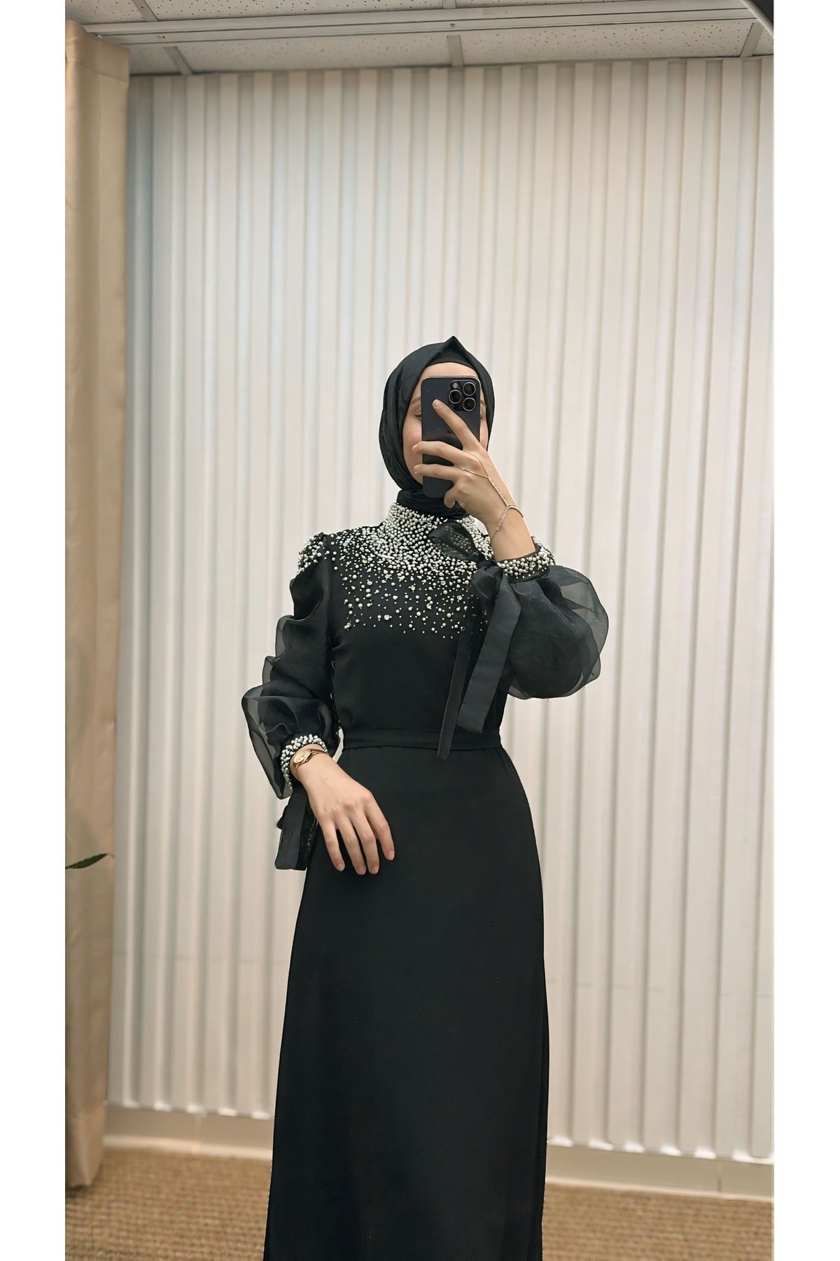 İnci İşlemeli Krep Abiye