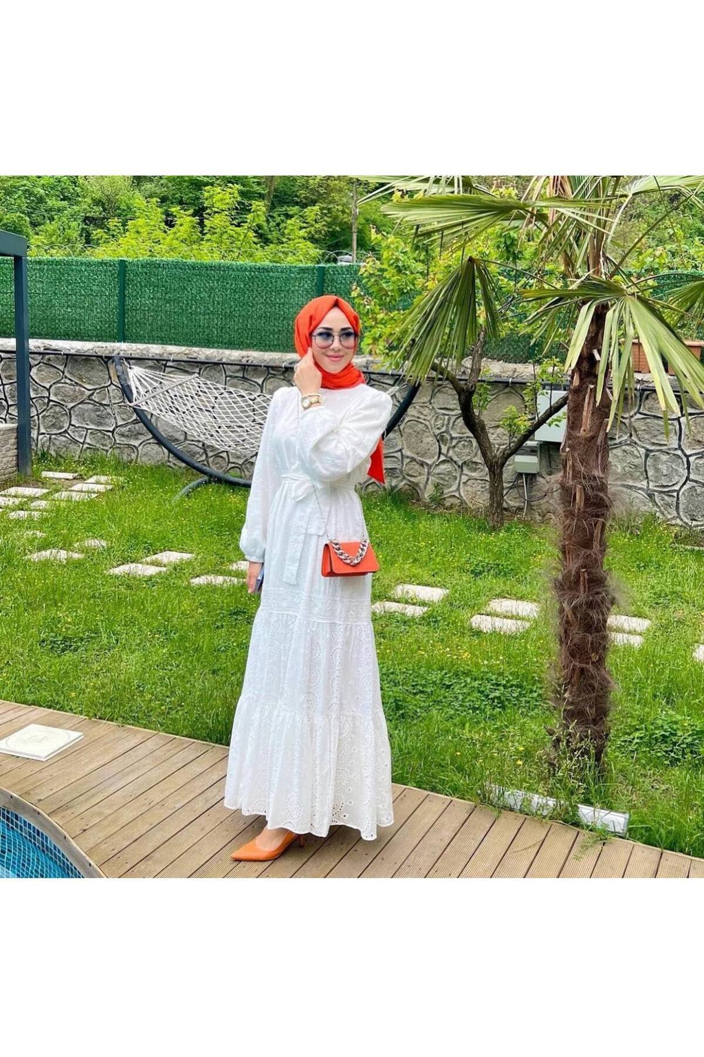 Dantel Detay Brode Elbise