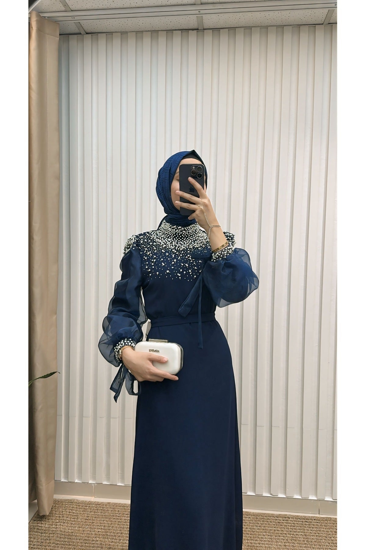 İnci İşlemeli Krep Abiye