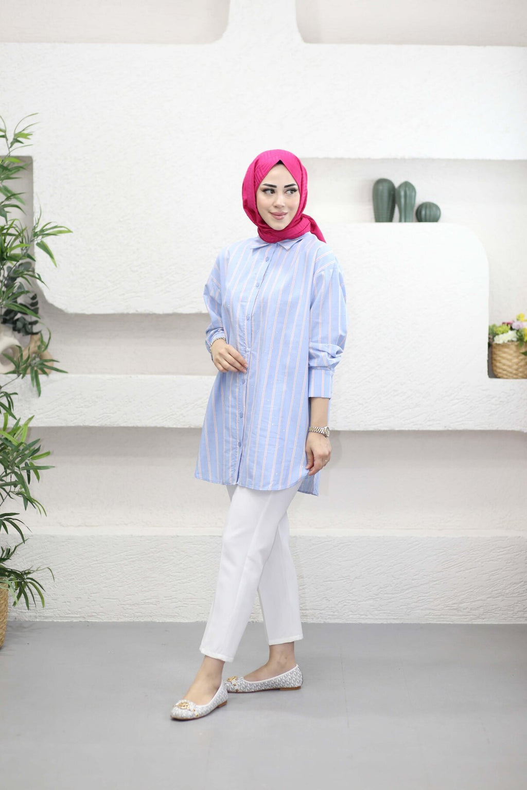 Taşlı Çizgili Gömlek