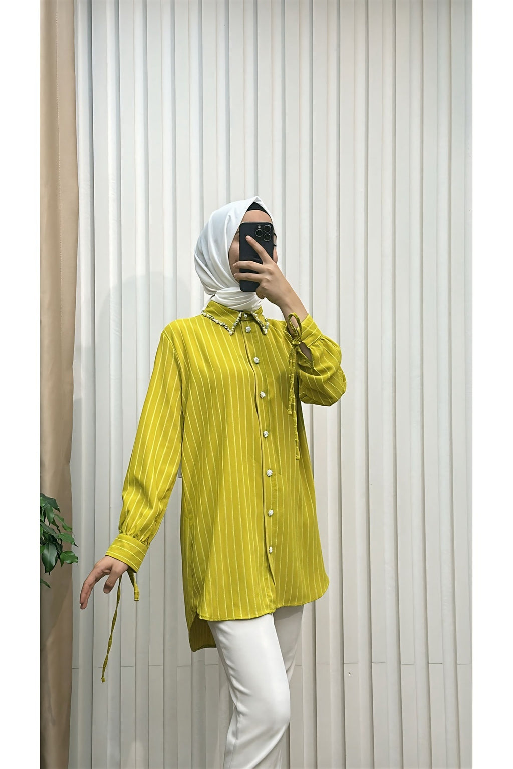 Kol Ucu Bağcıklı Yaka Taşlı Arkası Uzun Çizgili Tunik