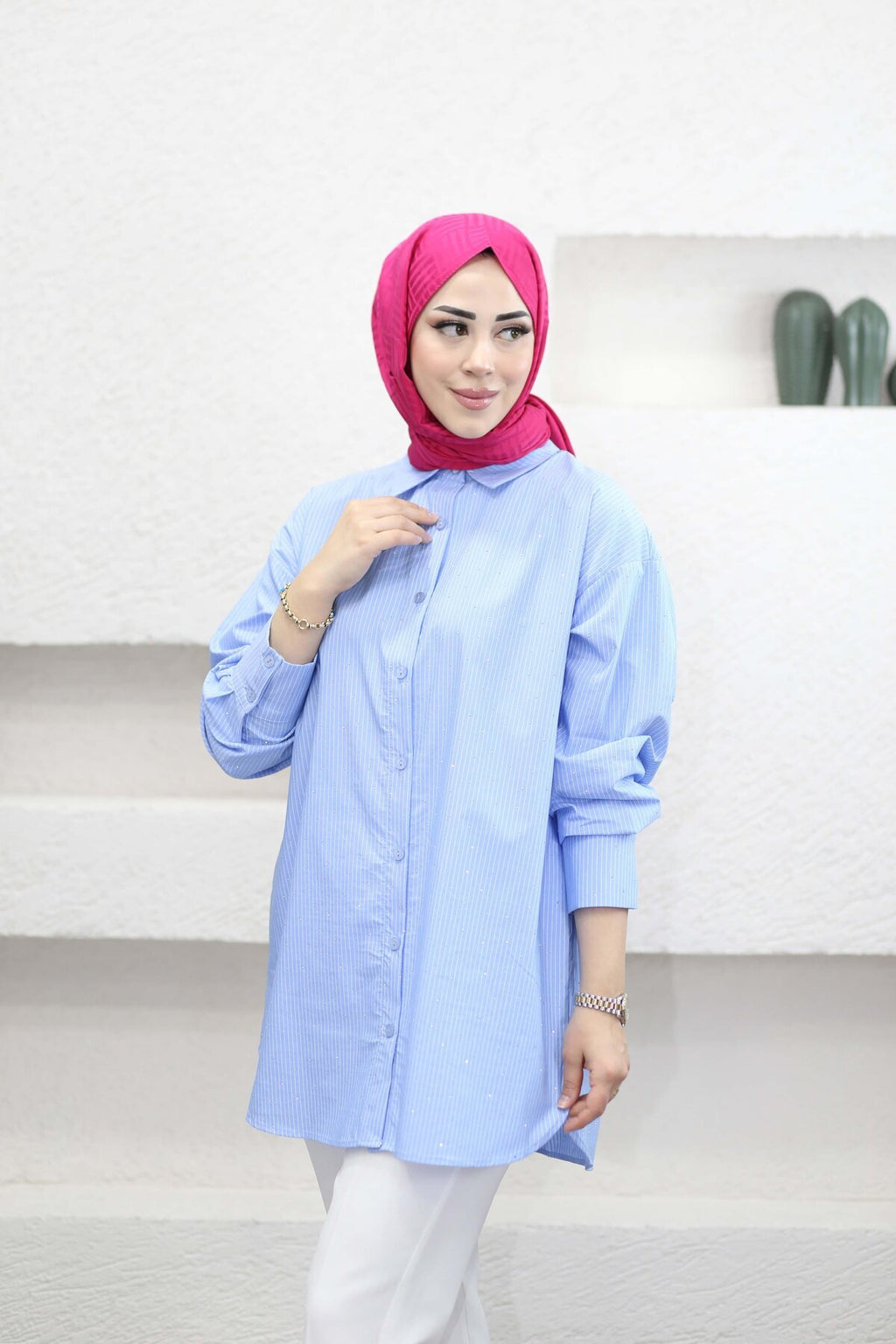 Taşlı Çizgili Gömlek