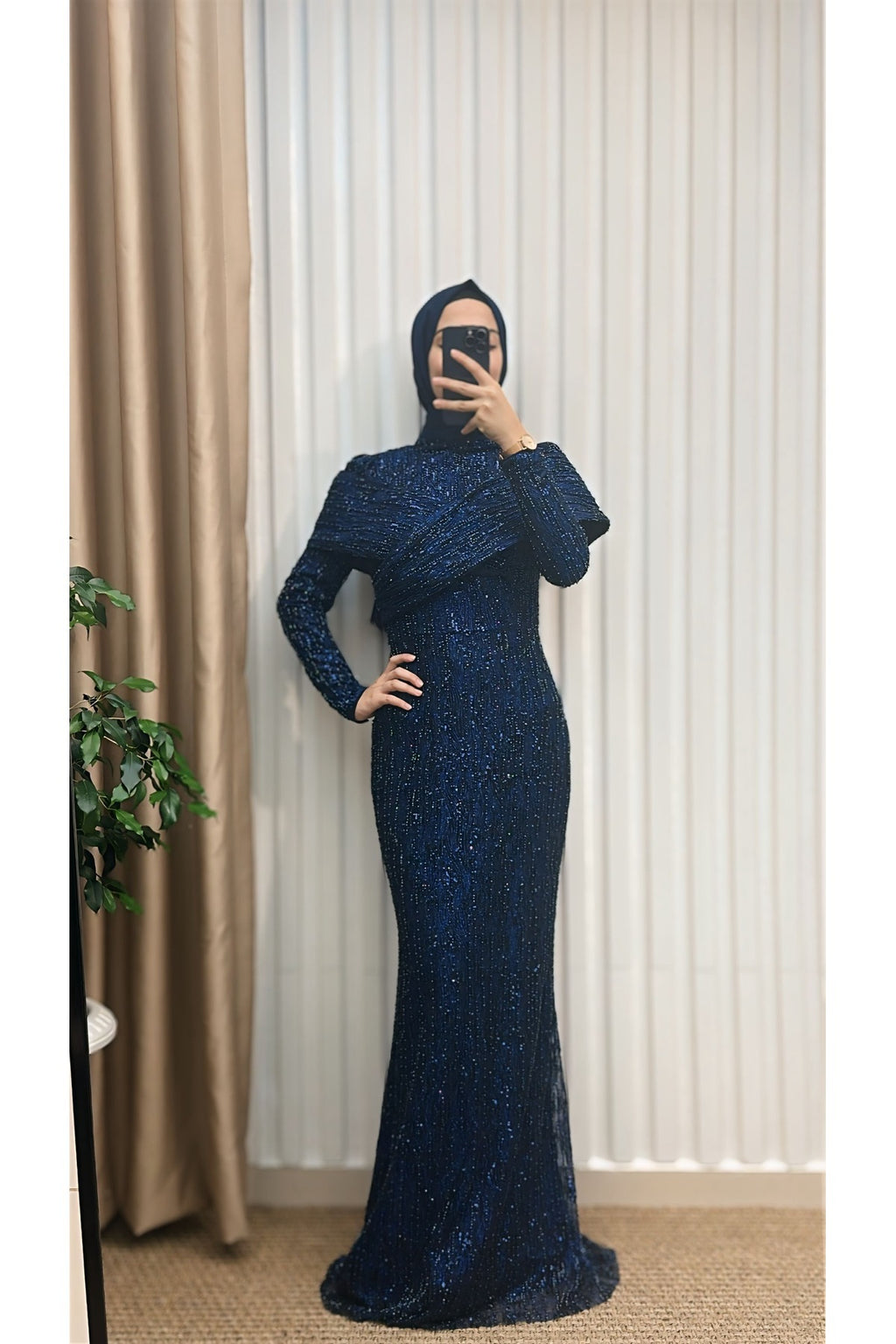 Pullu Ve İncili Tasarım Abiye