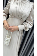 Kuyruklu Göğüs Drapeli Uzun Kol İncili Saten Abiye