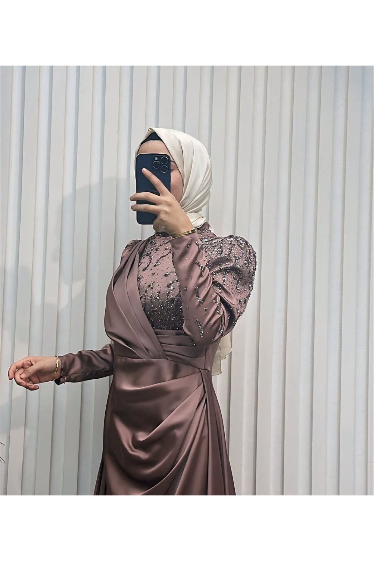 Pelerinli Taş İşlemeli Saten Abiye