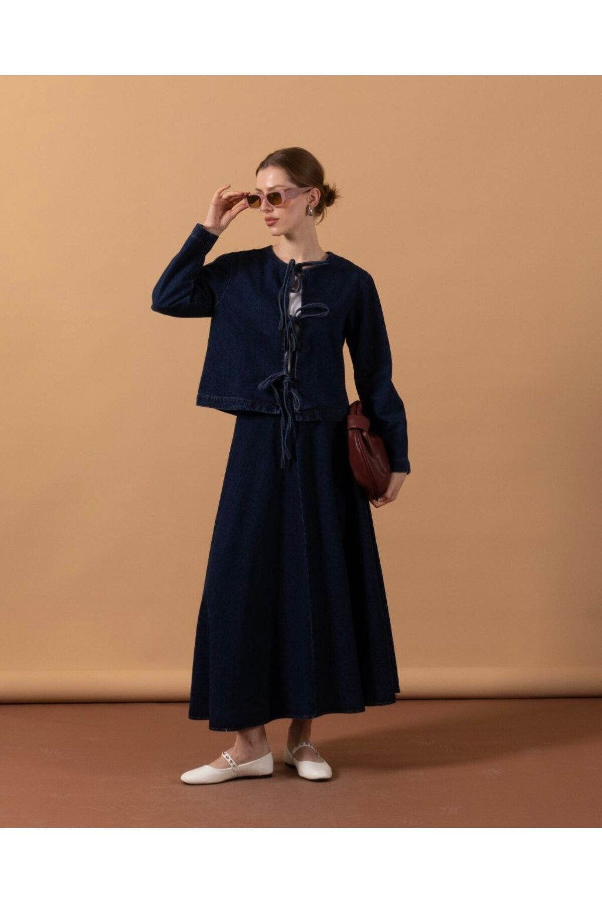 BAĞCIKLI KOT ETEKLİ TAKIM