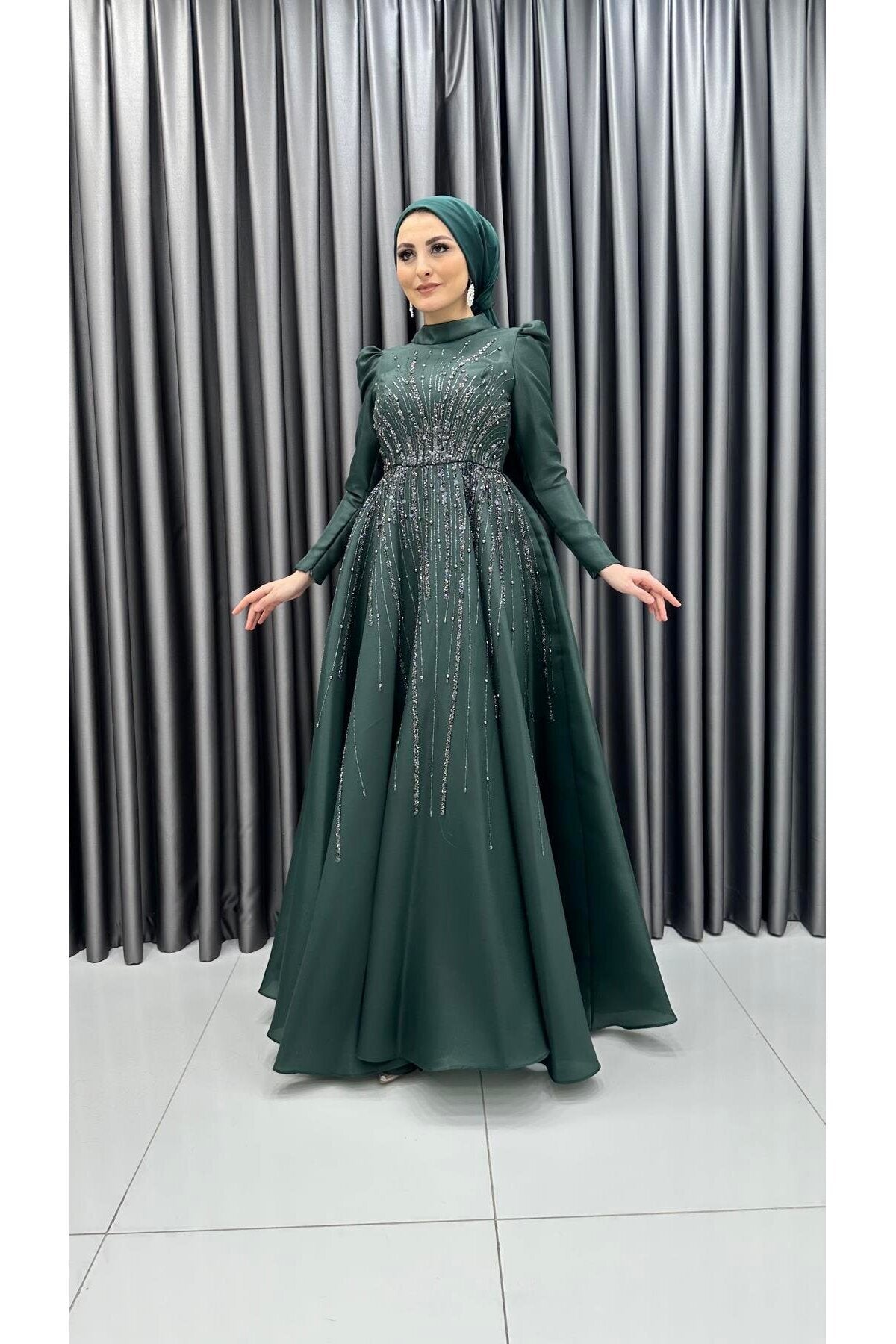 İnci Ve Boncuk Detaylı Etek Geniş Pileli Tarlatanlı Tafta Abiye