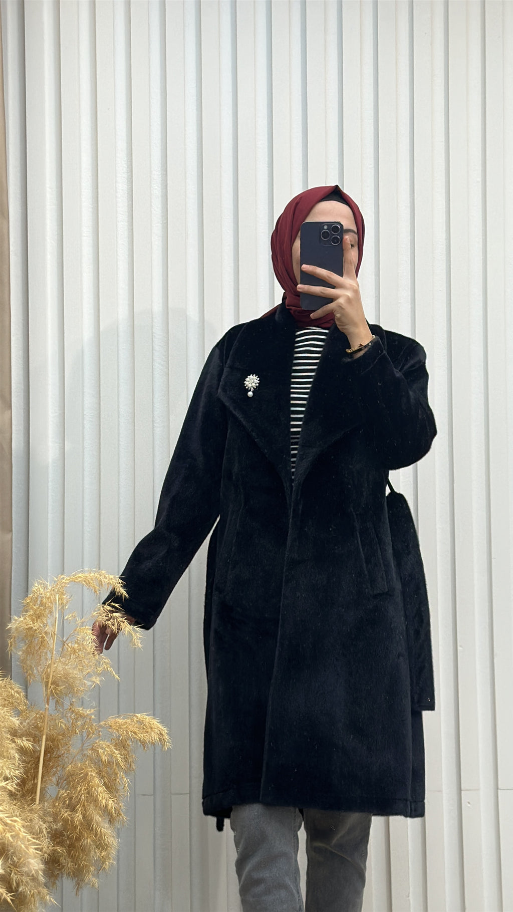 Broşlu Angora Kaban