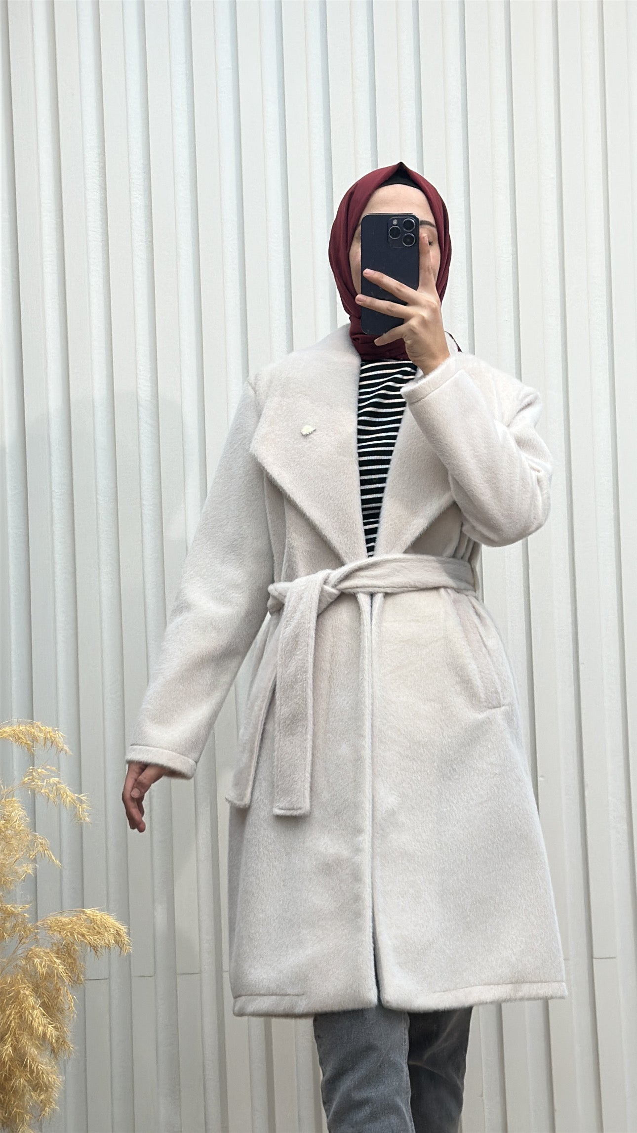 Broşlu Angora Kaban