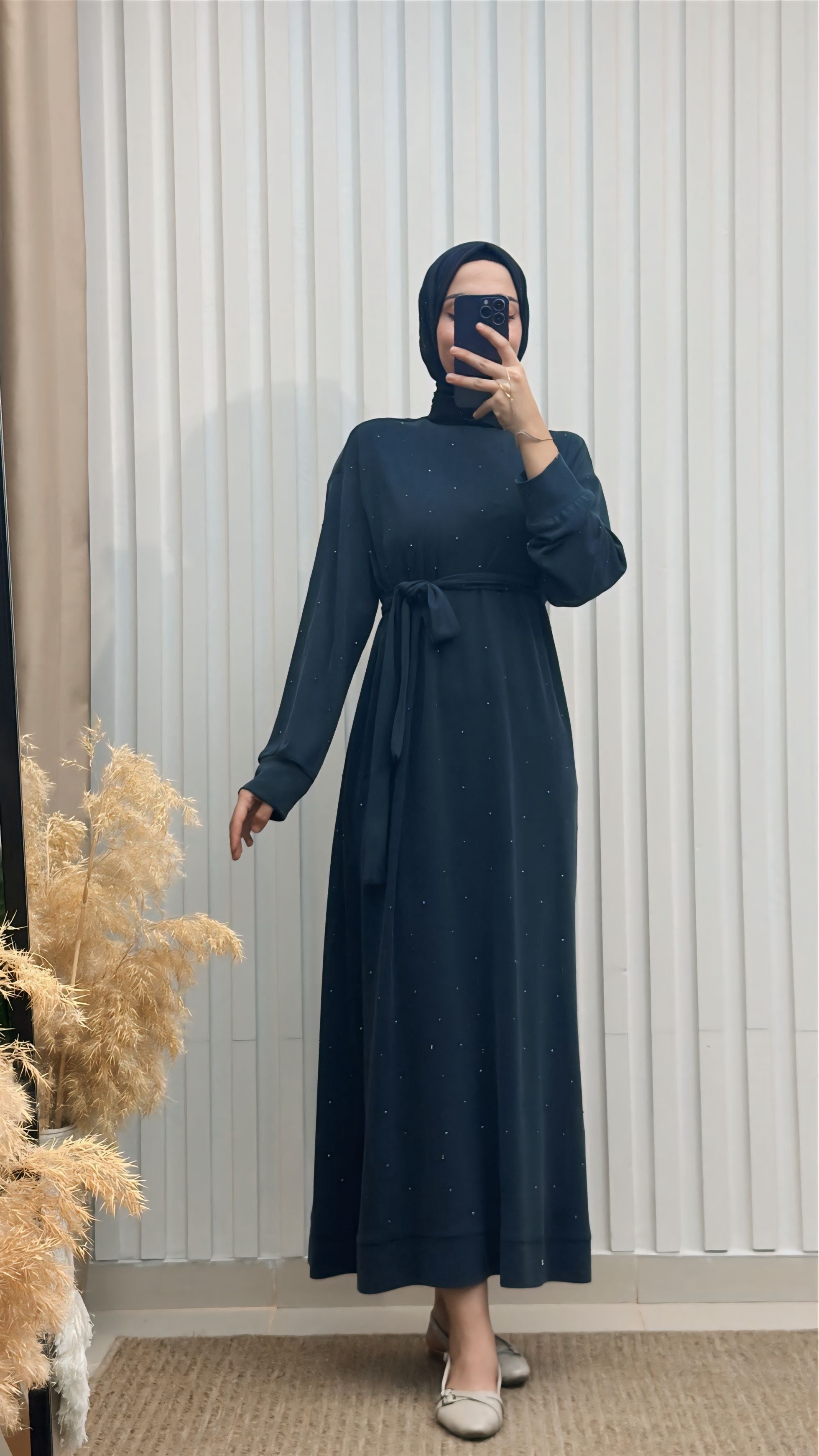 İnci Detaylı Kuşaklı Tesettür Elbise