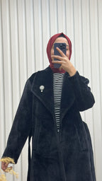 Broşlu Angora Kaban